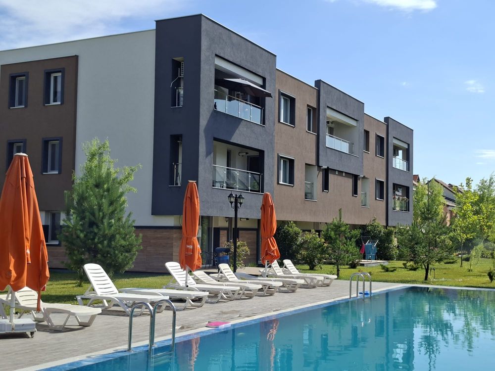 Apartament 2 camere de inchiriat Libertatii Gardens cu terasa
