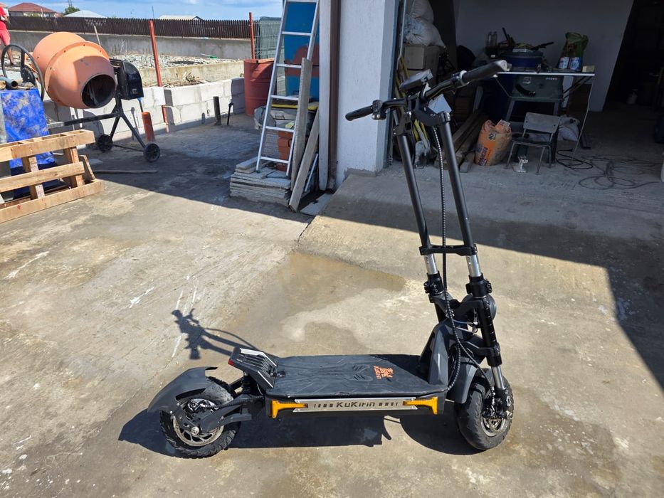 Vând kukirin g4 max