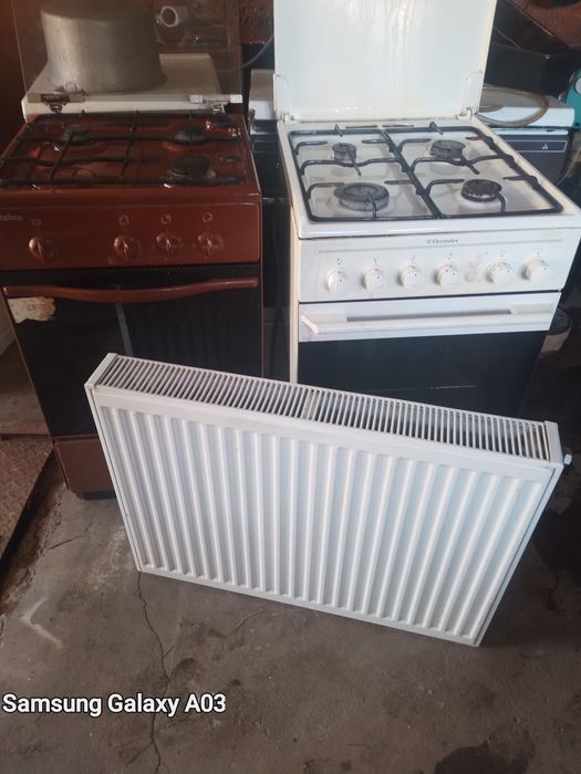 Baterii mari penu aragaz cu patru ochiuri stare buna