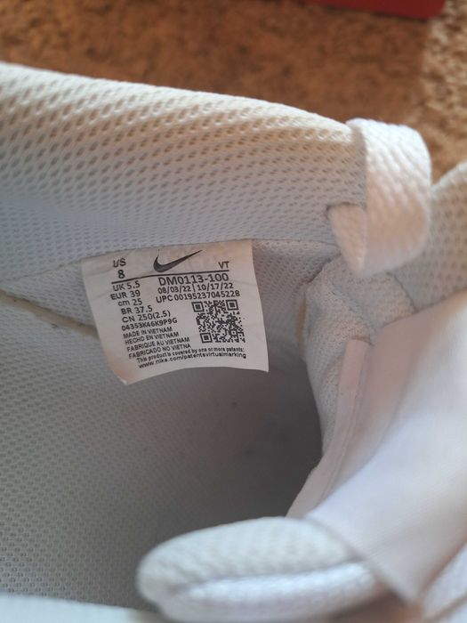 Adidasi Nike Court Vision Alta