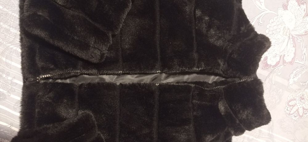 Черно дамско пухено яке