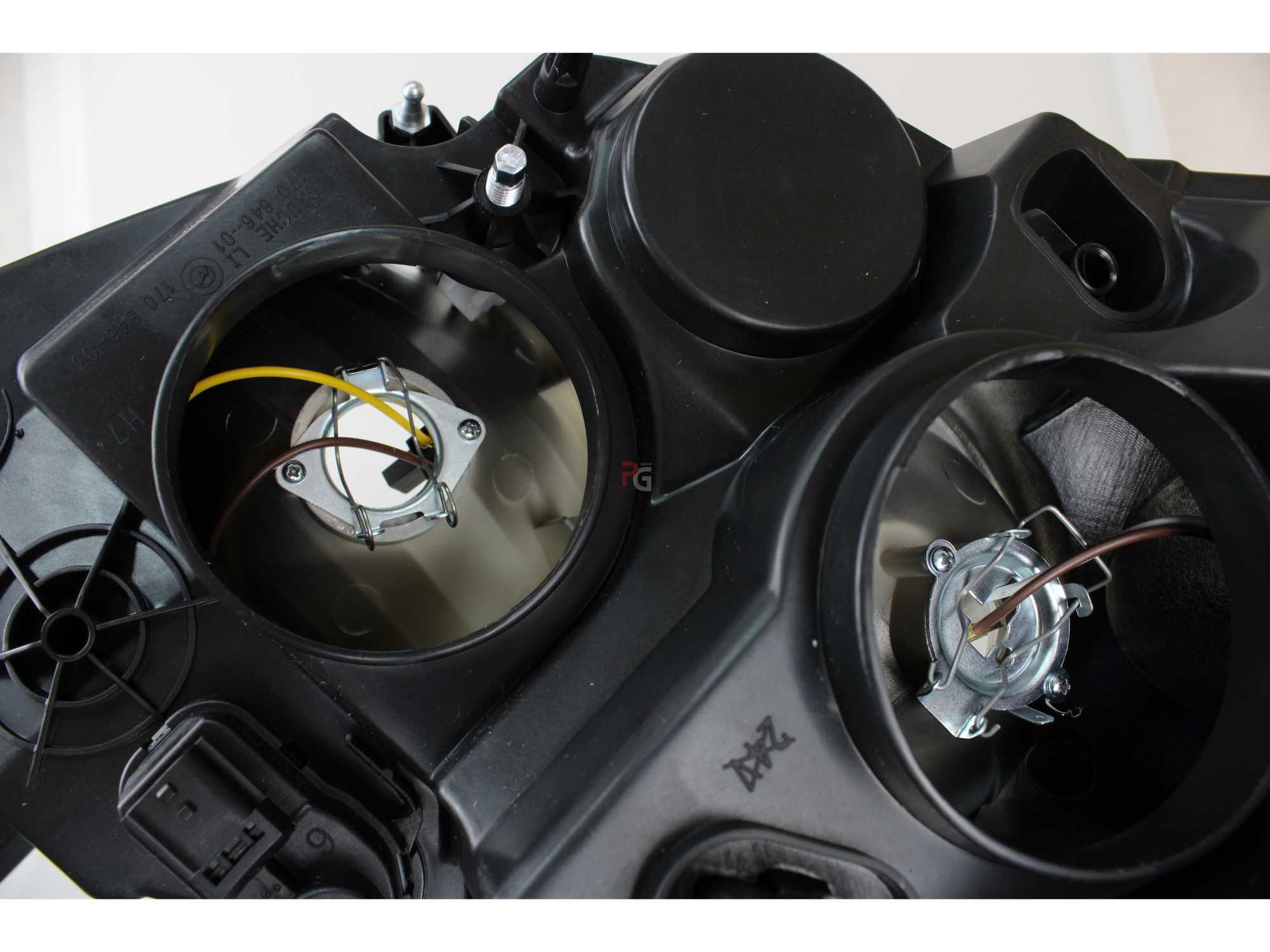 Faruri Far Renault Master 2010+  stanga - dreapta cu motor