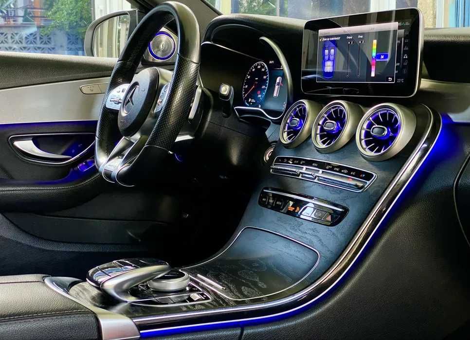 Mercedes амбиентно осветление, Светещи въздуховоди и 3D/4D Говорители