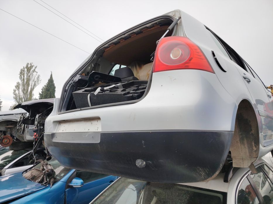 Задна броня за Голф 5 / VW Golf 5 Фолксваген Голф 5
