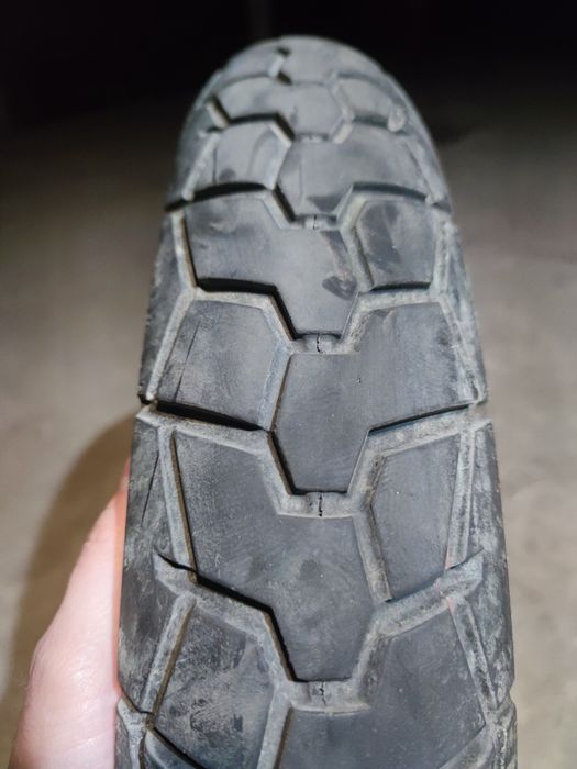 Комплект шосейни гуми за мотор 90/90-21 и 140/80-17