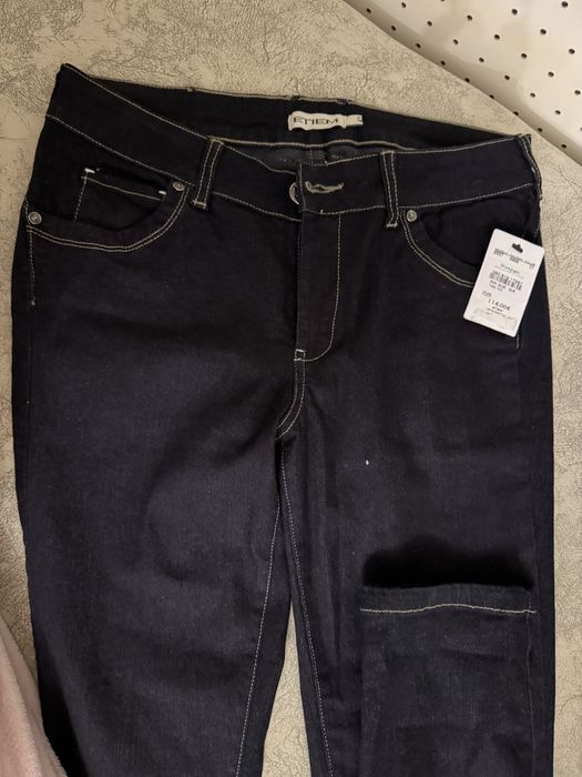 Продаются джинсы