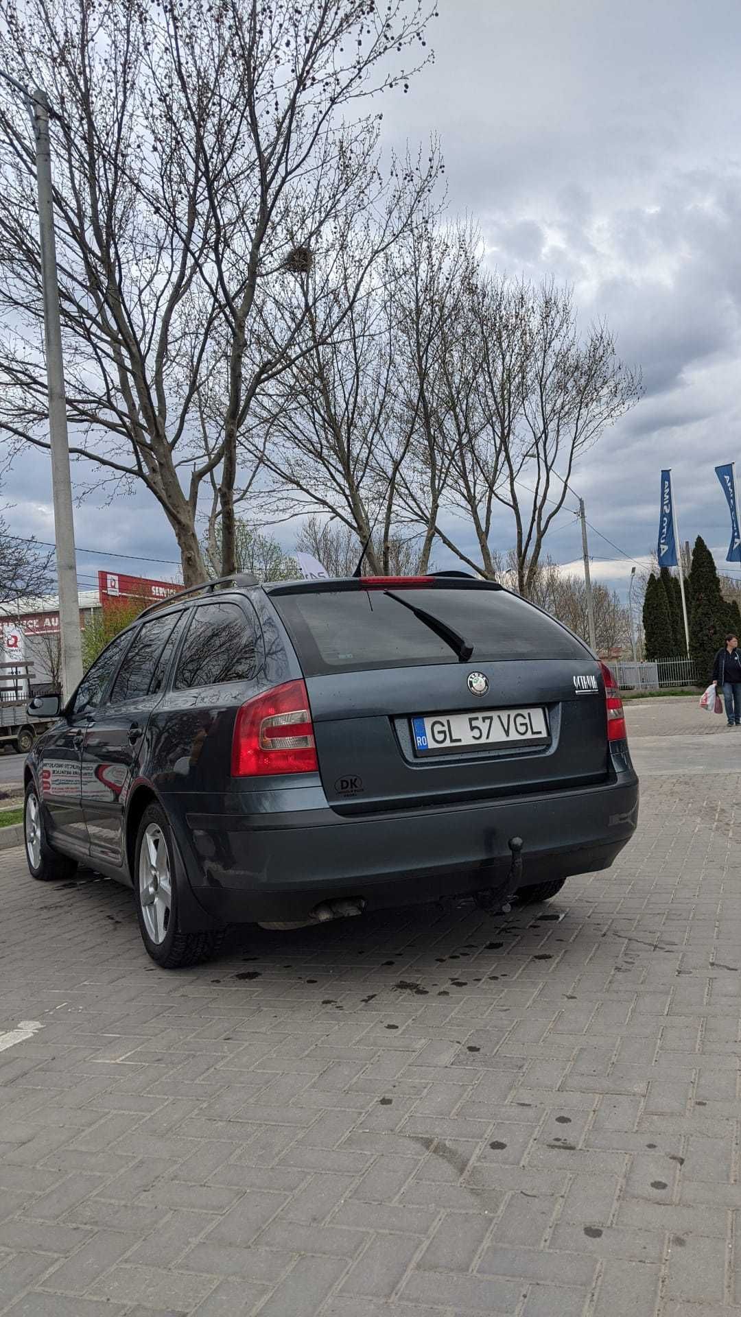 Vând autoturism Skoda Octavia Break din 2006.