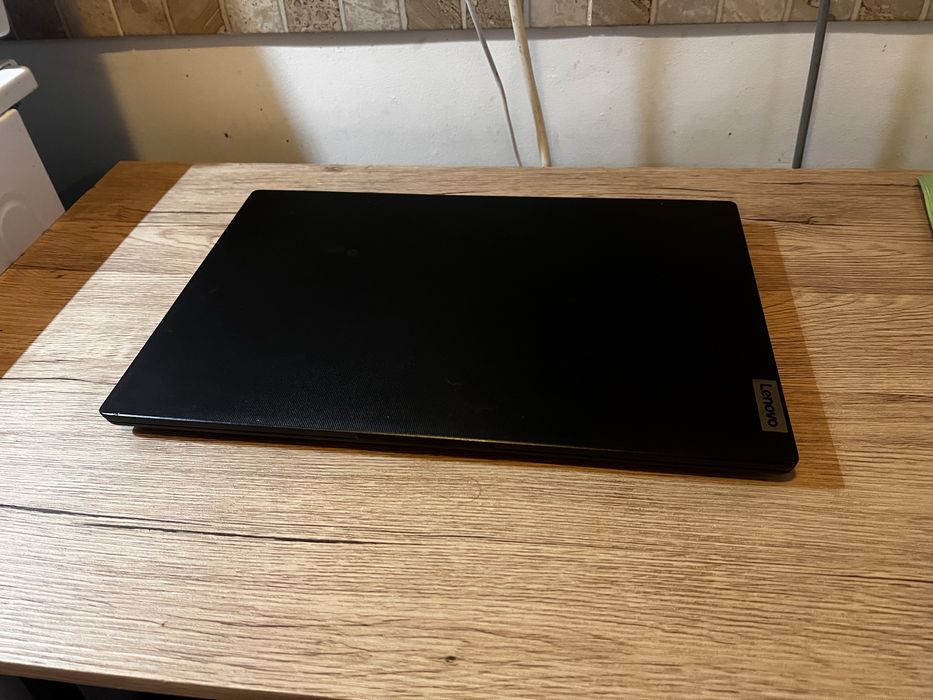 Laptop Lenovo, Ryzen 3 5425U, 12 GB RAM, Windows 11 Pro