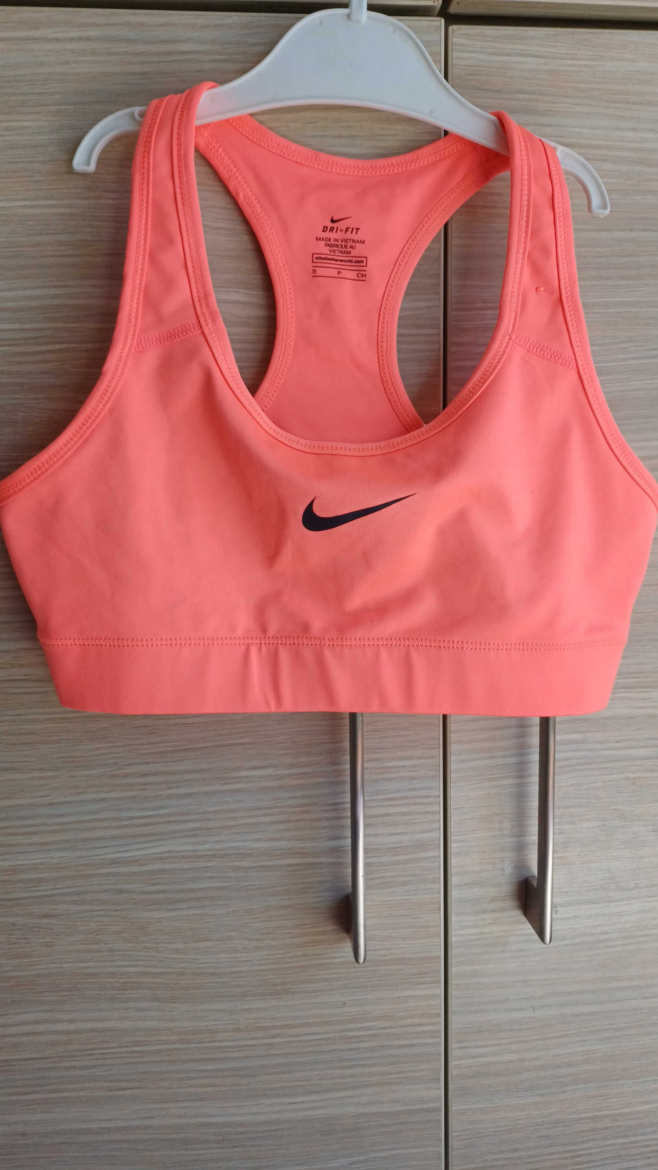 Спортни Бюстиета Nike S