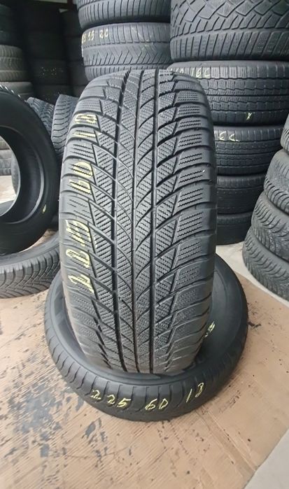 2 Anvelope Bridgestone 225 60 R18  M/S  impecabile DOT 1418