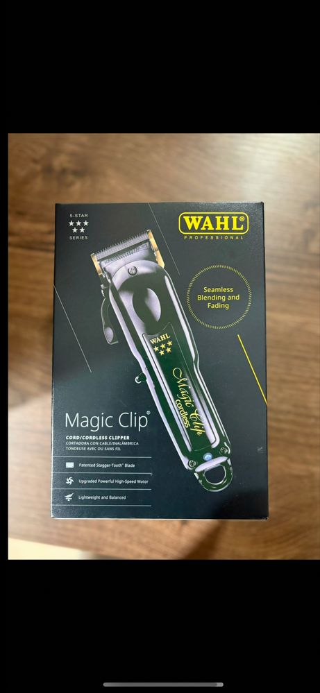 Топ промоция! Фризьорска машинка wahl magic clip