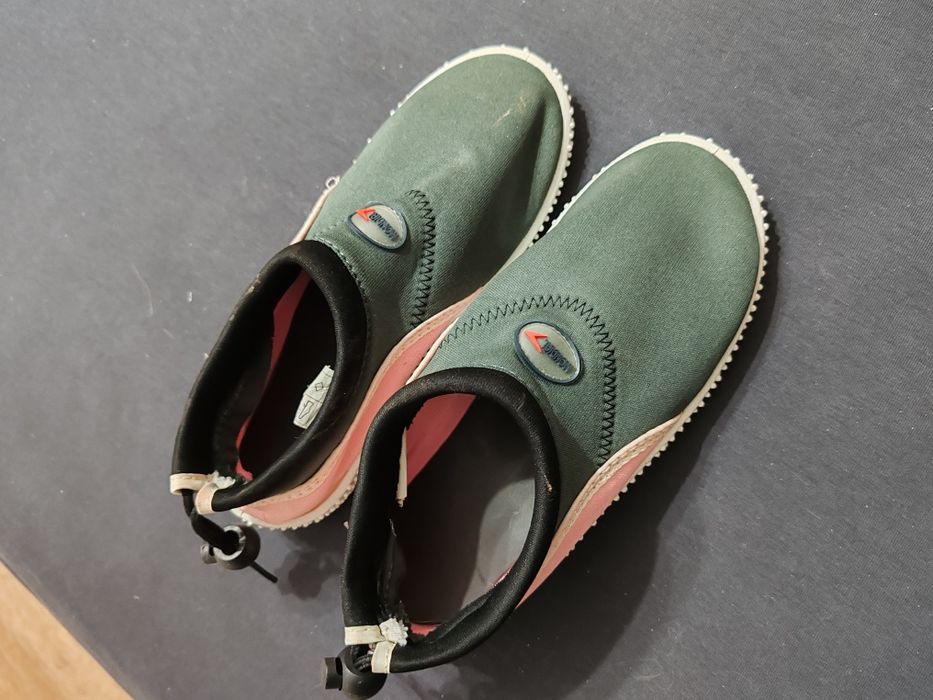 Кораллки  33 размер (аквашузы)