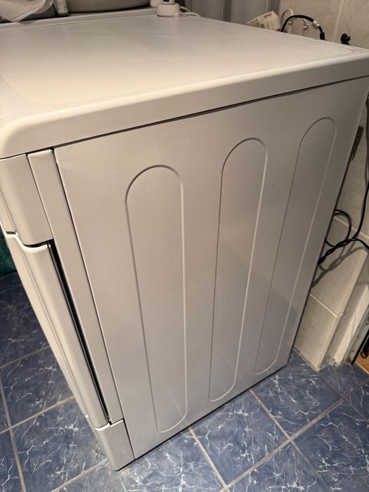 Сушилня INDESIT ISL70CEX кондензаторна