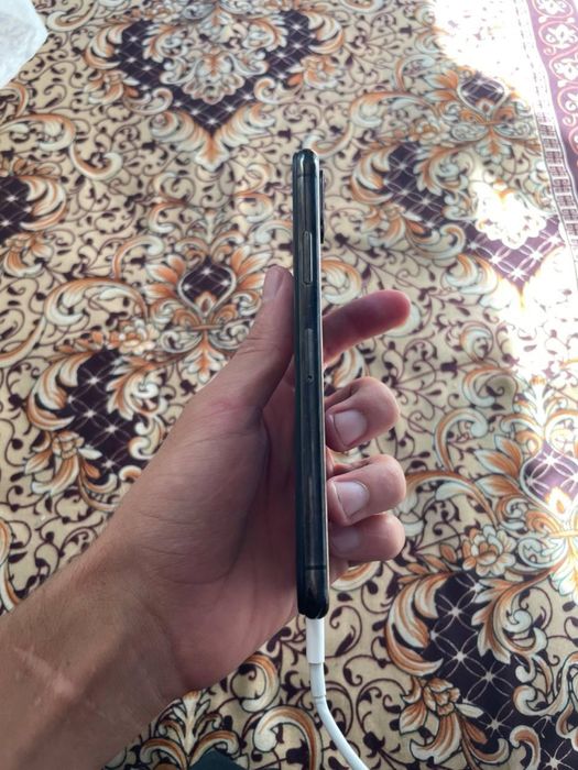 Iphone xs xolati ideal orqasi singan