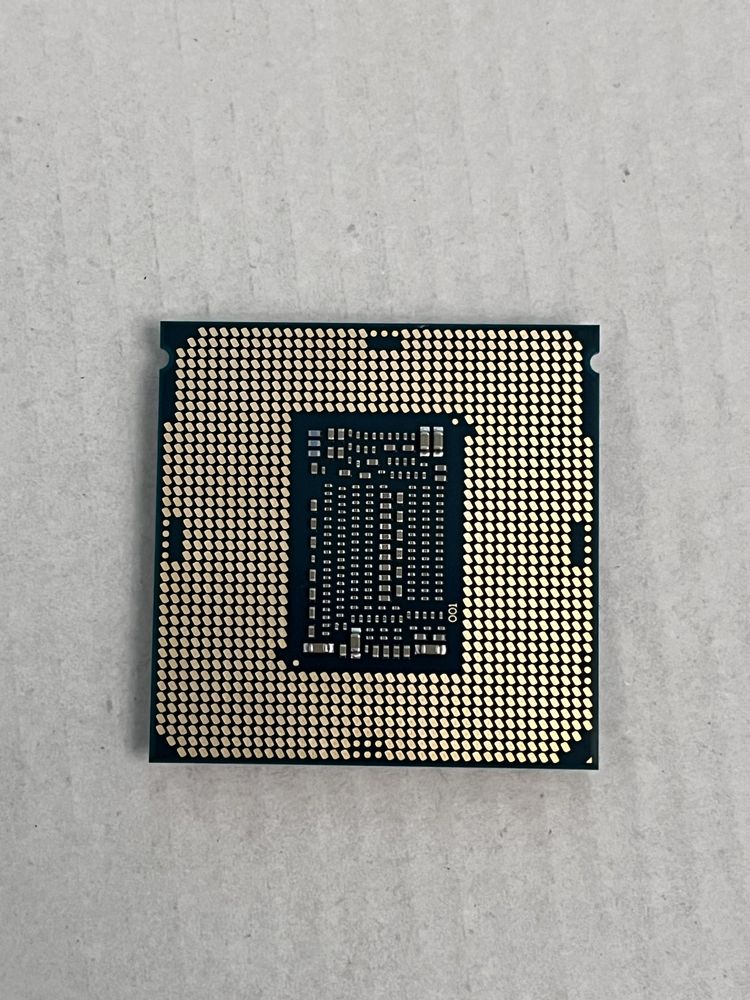 Процессор i7-8700