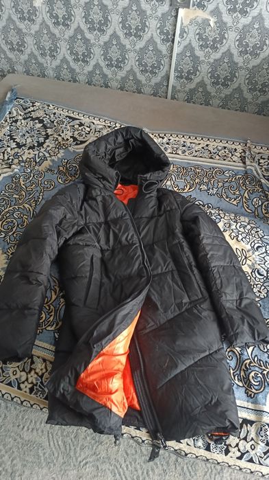 Куртка, пуховик новый 10000