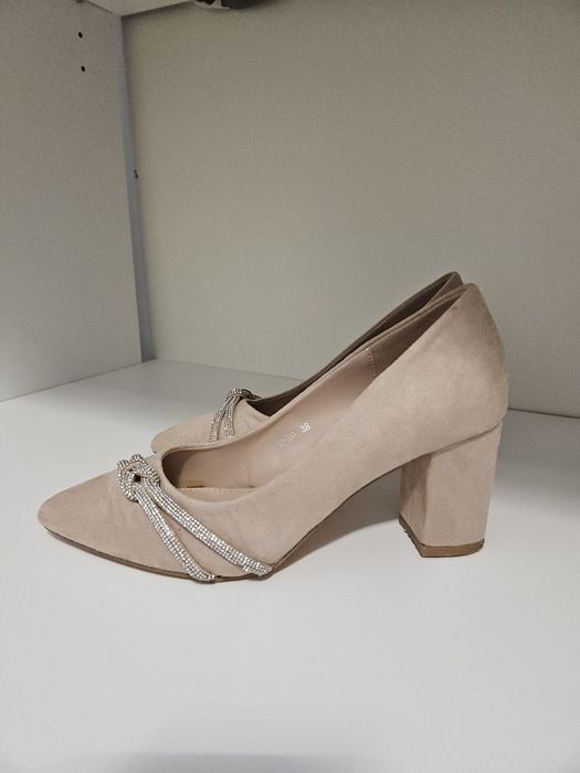 Pantofi dama bej 38