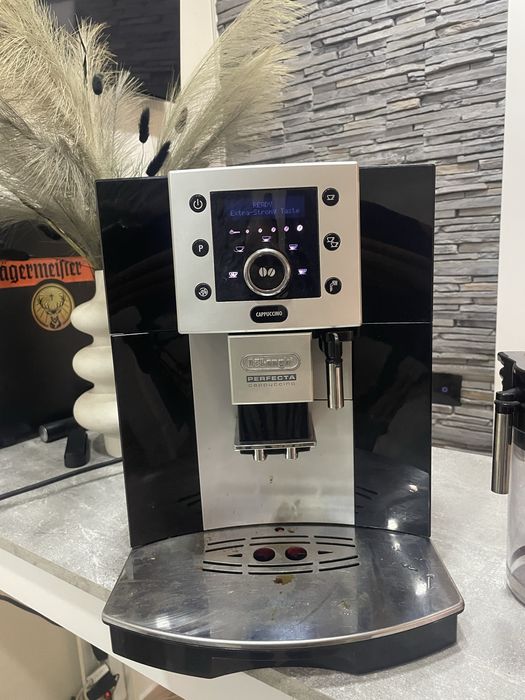 Espresor Delonghi perfecta cappucino