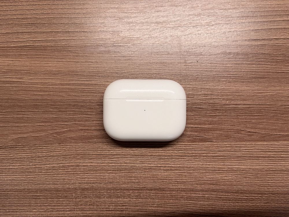 Зарядный кейс для Airpods Pro (1 поколение, не MagSafe)