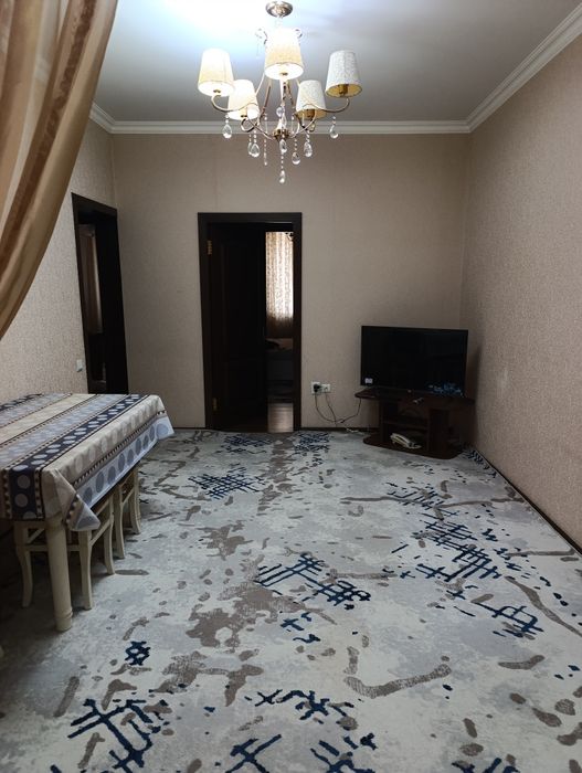 Аренда! Чиланзар -7  3/1/4 ориентир Мебельный магазин