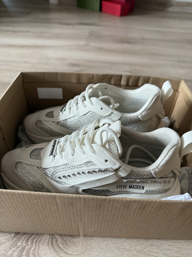Маратонки Steve Madden