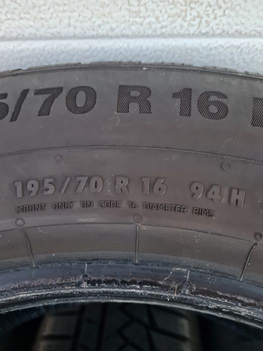 Зимни гуми 4 броя CONTINENTAL WinterContact TS850P 195 70 R16 дот 2715
