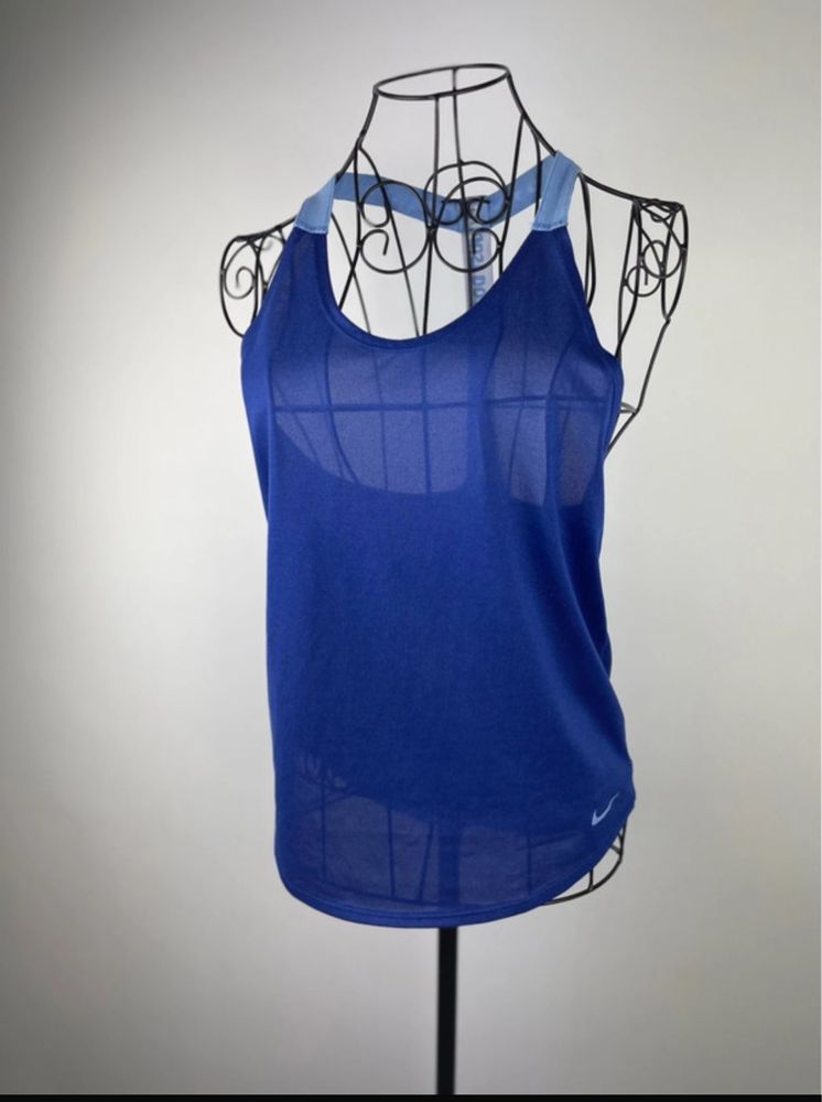 Tricouri sport Nike