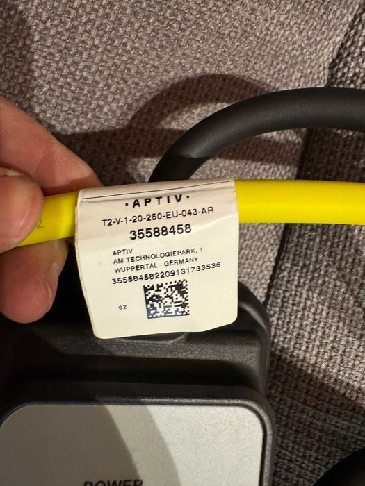 Statie incarcare auto noua Aptiv 220v 2.4 kw 10A BMW