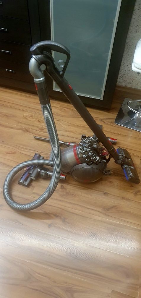 ТОП! Най-добра оферта!!! Прахосмукачка Dyson Bigball Animal Pro 1200 w