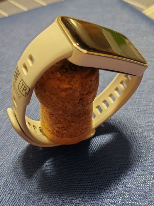 Huawei band 9 смарт часовник