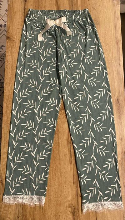 Vând pijama dama marimea S