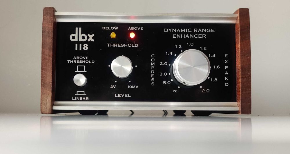 DBX 118 dynamic enhancer expand compress limit threshol USA mixer
