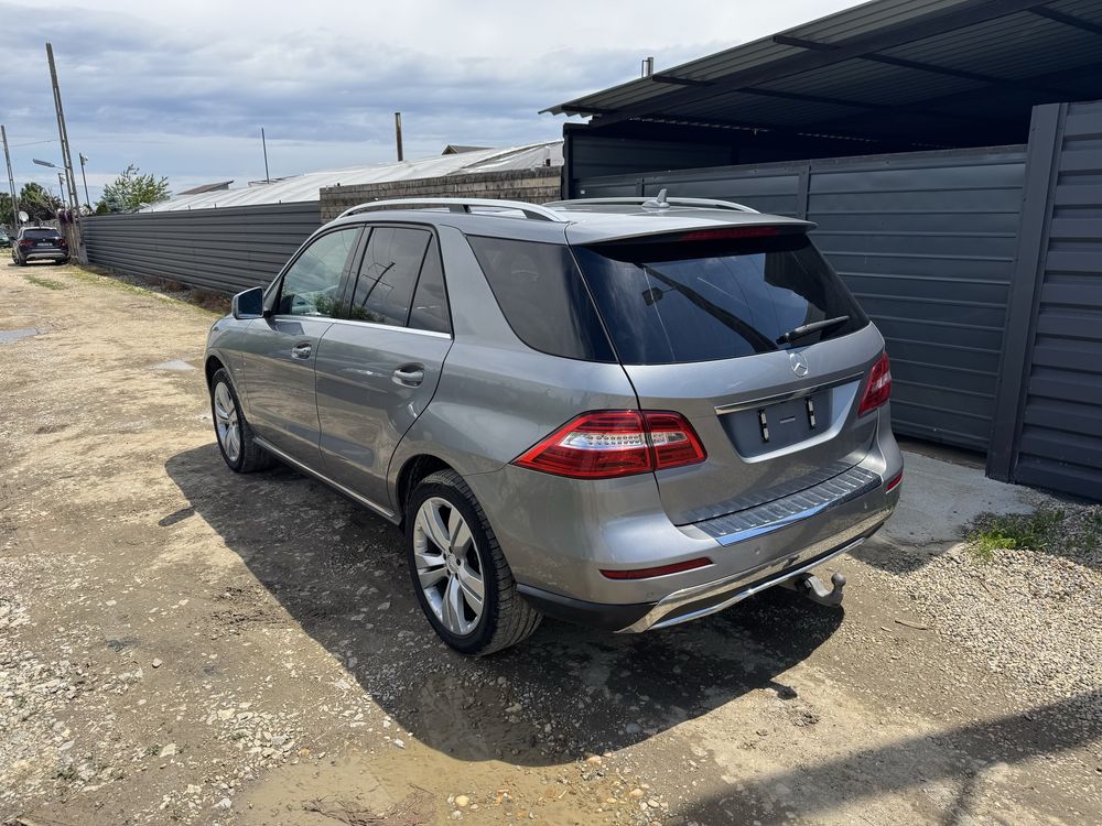 Dezmembrez/Dezmembrari Mercedes ML 350D E6 W166 Europa/Airmatic/Carlig