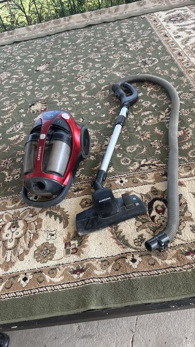 Пылесос домашный