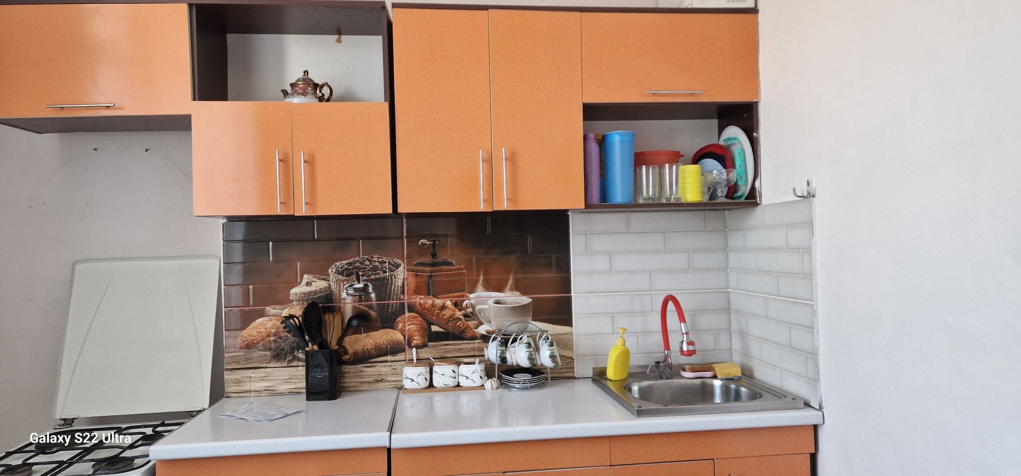 Продаю кухонную гарнитуру