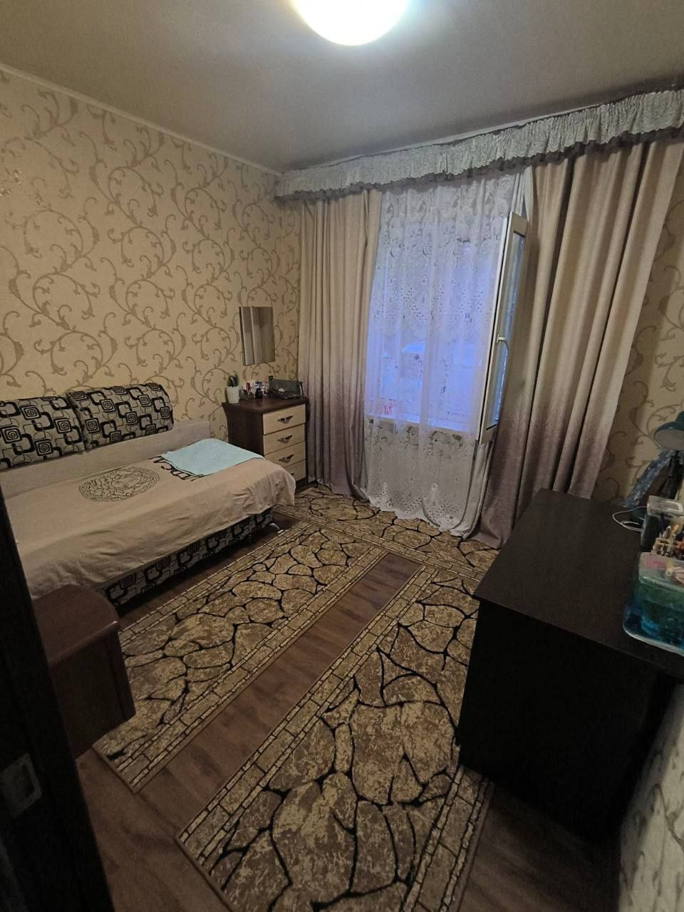 Продается 3/1/4 Карасу 1 подвал + палисадник