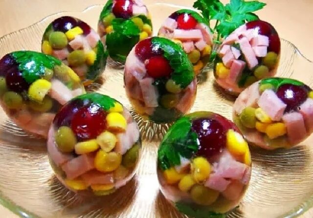 Продам формочки.