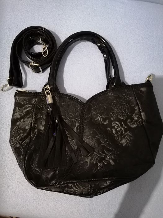 Кокетна чанта      .