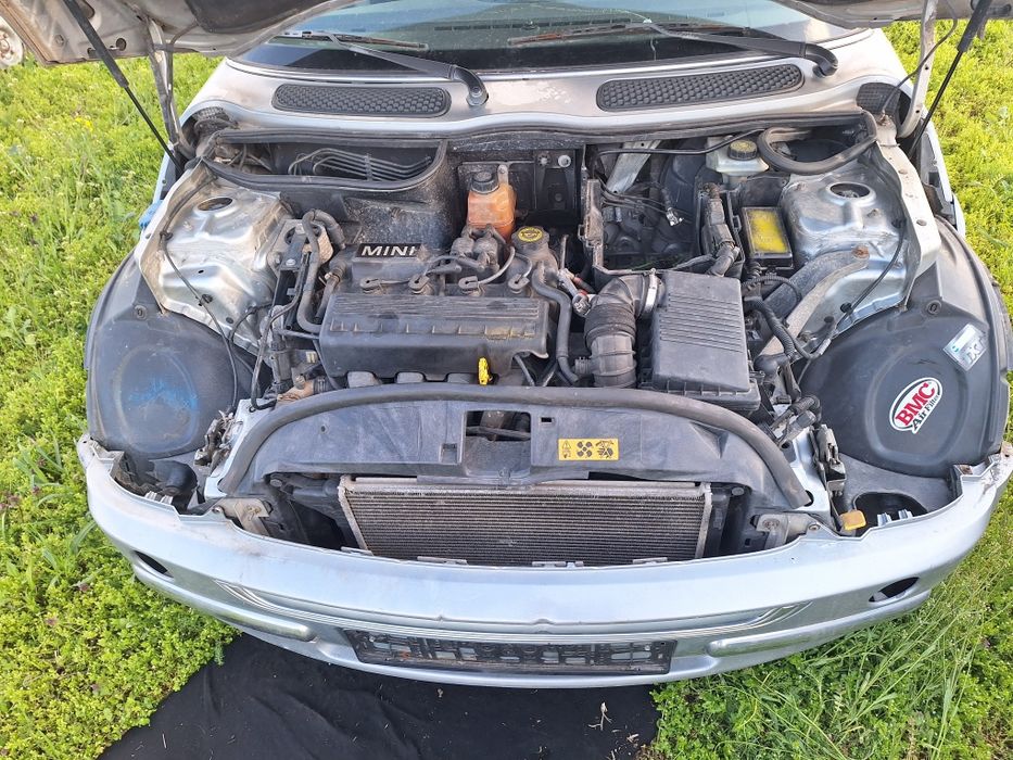 Dezmembrez mini cooper 1.6 benzina
