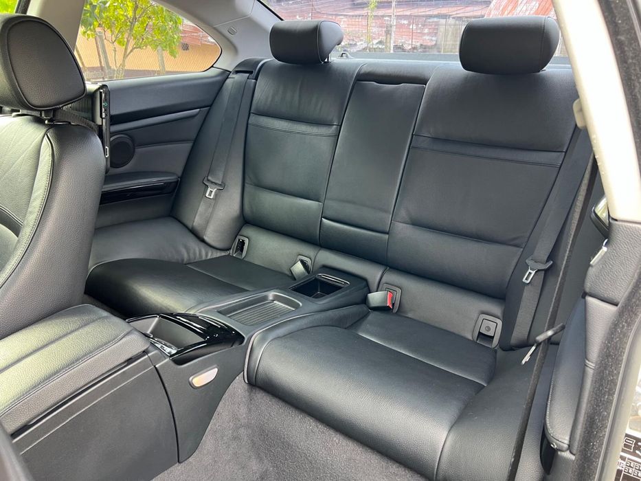 BMW 320D-177Cp-E92 Coupe-Facelift-2011-Impecabil-Variante-Keyless Go/E