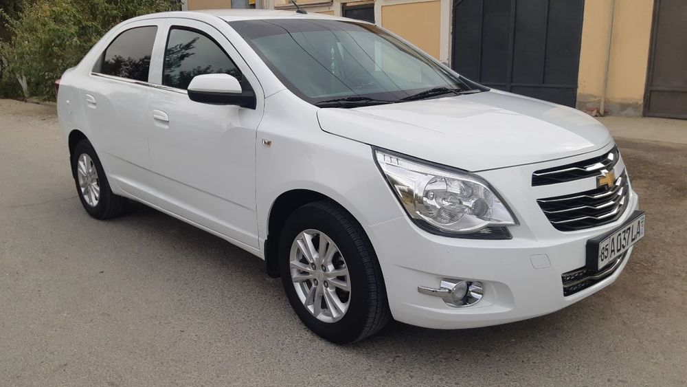 Cobalt toza yangi moshina