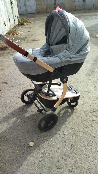 Коляска 3в1,от0до3лет