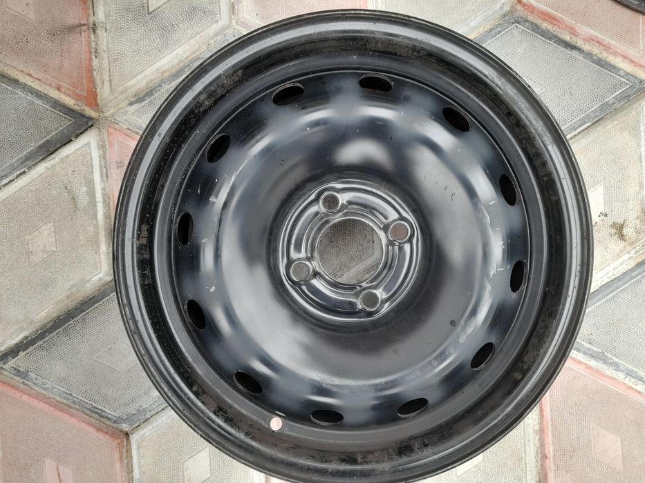 Jante tabla 15 inch 4x100 pt DACIA RENAULT originale