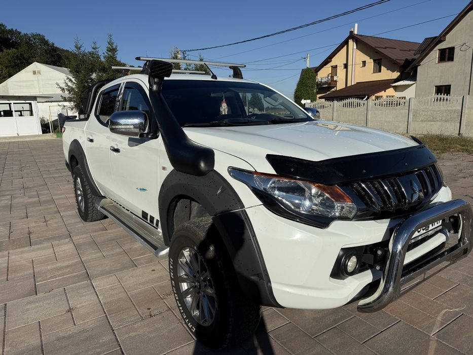 Mitsubishi L200 impecabil