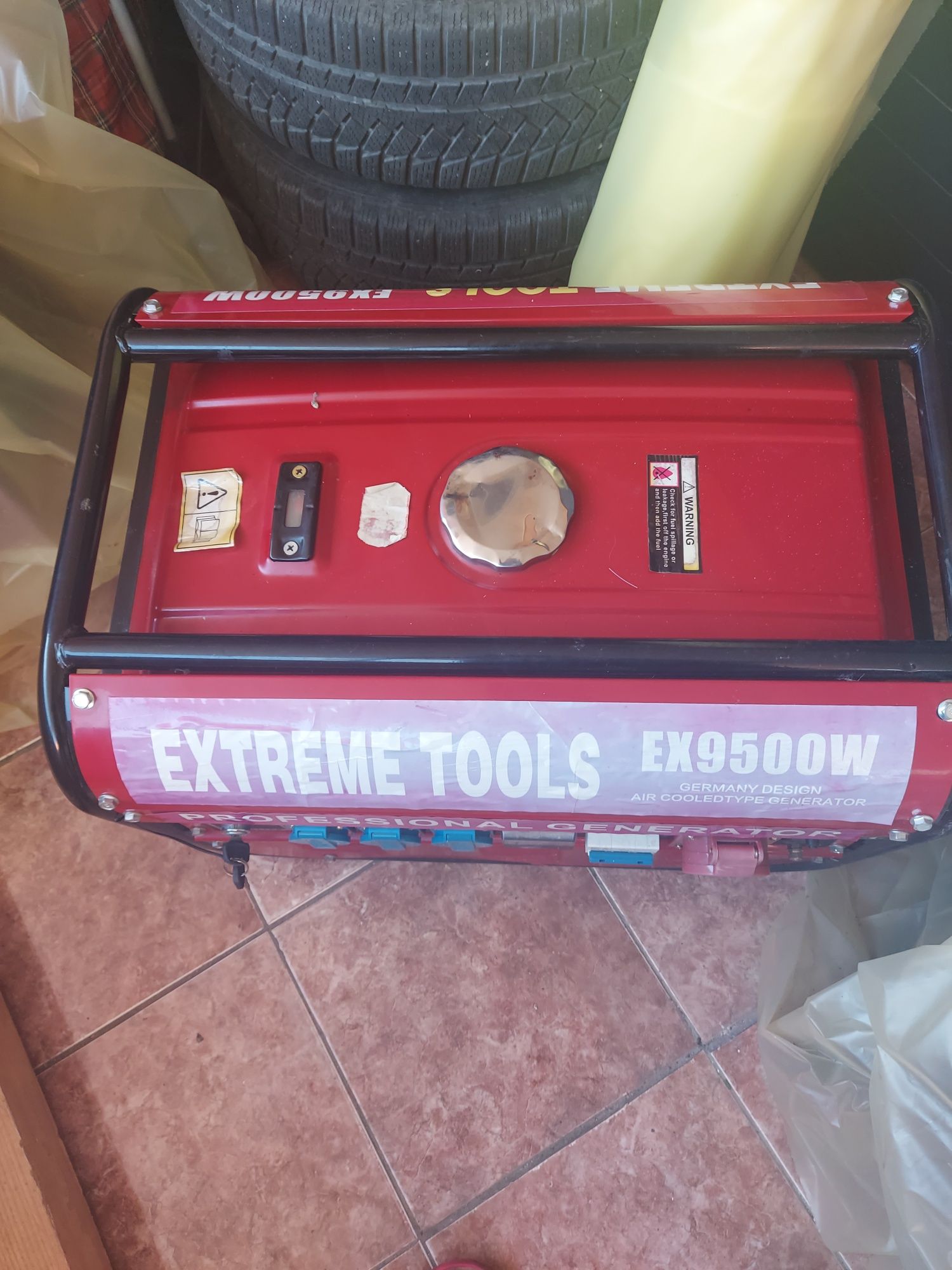 Generator de curent electric de 2 KW monofazat în perfecta