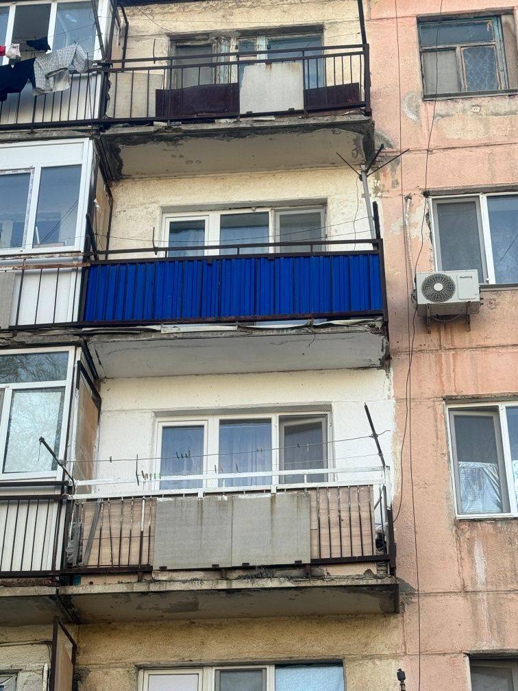 1 комната бывший общяга ком.услуга толемейсыз