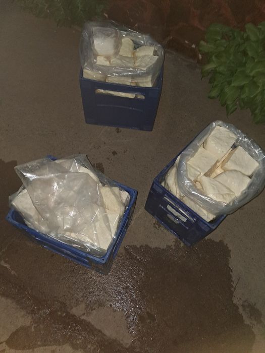 Telemea oaie 200 kg preț fix 33 lei