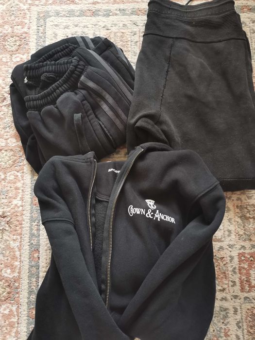 Суитчър с качулка и долнища за спорт размер S / M  Подаряват се!