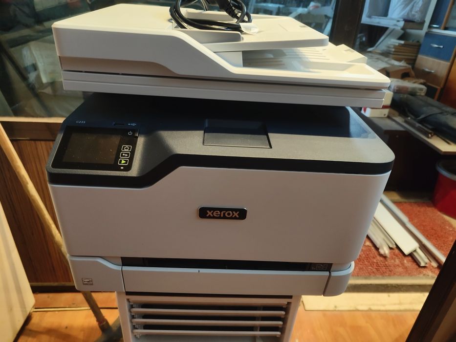 Imprimanta multifuncțională laser xerox c235