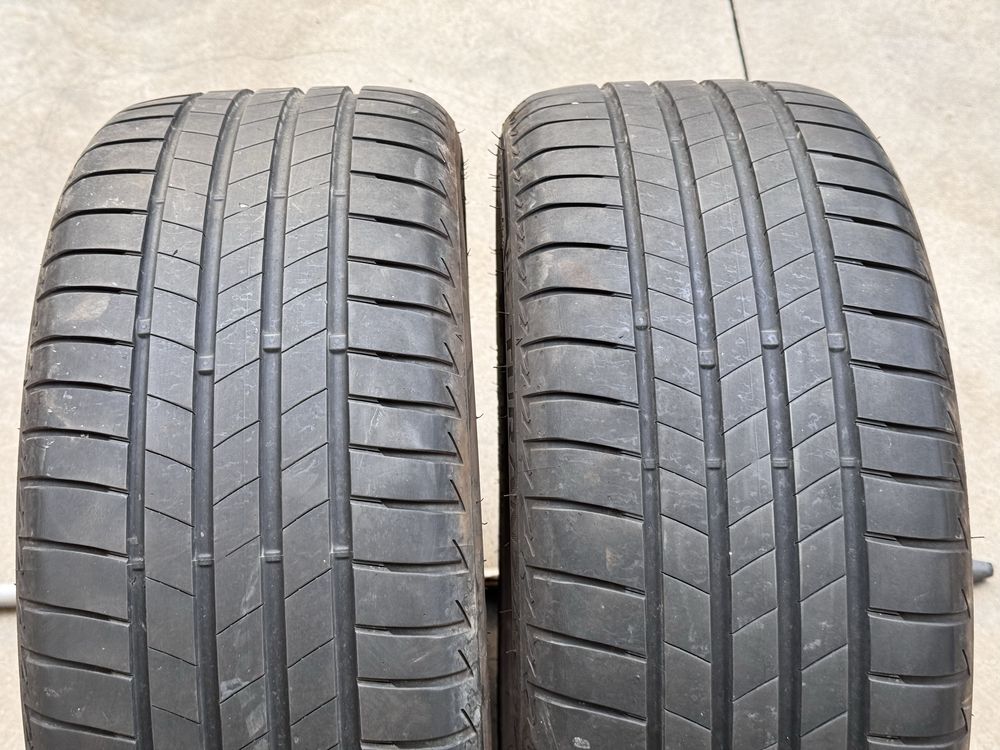 225/45/R17 Bridgestone Turanza 2бр летни dot4320 6-7мм